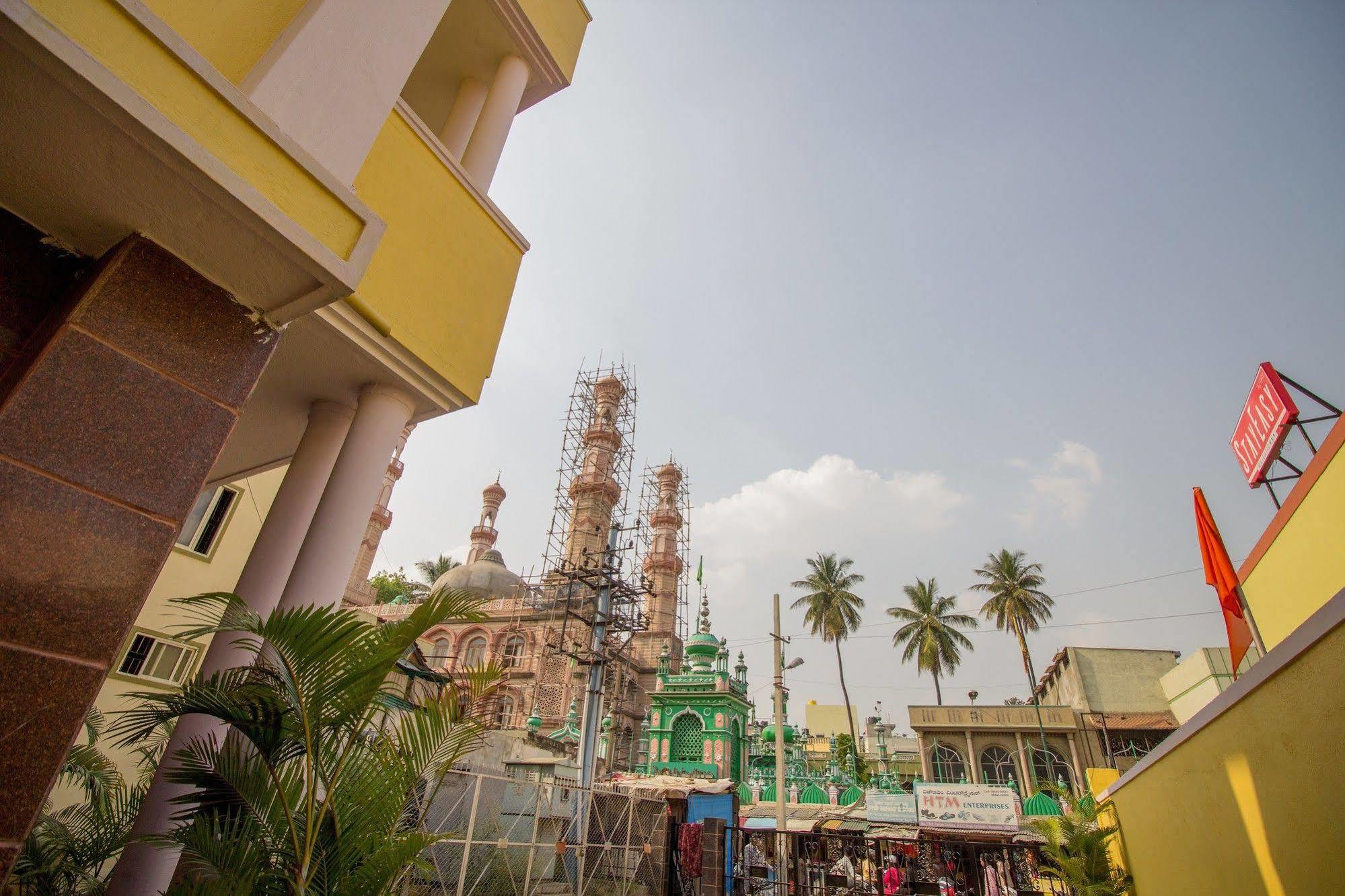 Stayeasy Majestic Bangalore Dış mekan fotoğraf